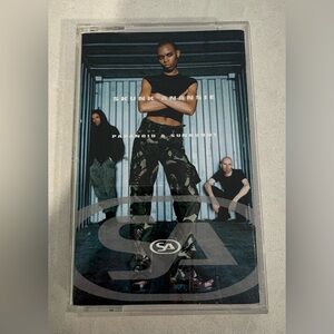 Skunk Anansie - Paranoid & Sunburnt Cassette